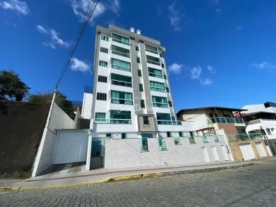 Apartamento com 2 Quartos para alugar, 70m² no Azambuja, Brusque