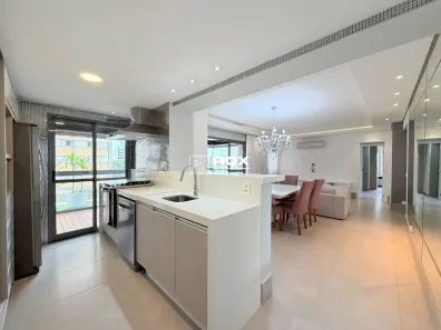 Apartamento com 3 Quartos para alugar, 167m² no Batel, Curitiba