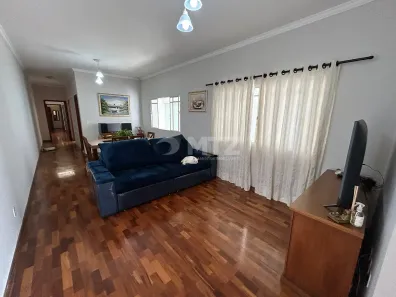 Casa com 3 Quartos à venda, 135m² no Centro, Botucatu