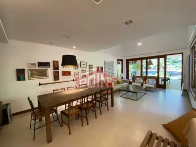 Casa de Condomínio com 4 Quartos à venda, 239m² no Maria Paula, Niterói