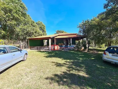 Fazenda/Sítio com 2 Quartos à venda, 1600m² no Centro, Saltinho
