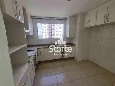 Apartamento com 3 Quartos à venda, 164m² no Osvaldo Rezende, Uberlândia