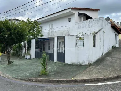Casa com 3 Quartos à venda, 234m² no Jardim Prestes de Barros, Sorocaba
