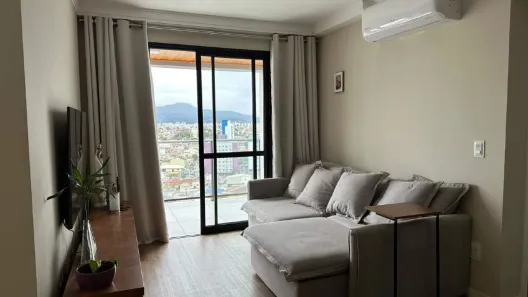 Apartamento com 2 Quartos à venda, 86m² no Barreiros, São José