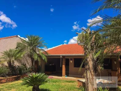 Casa com 2 Quartos à venda, 250m² no Santa Cecília, Paulínia