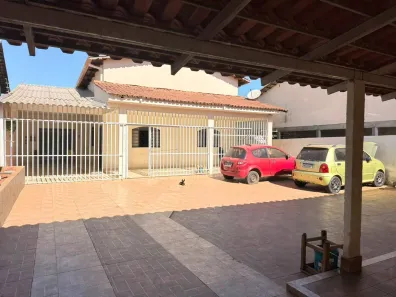 Casa com 3 Quartos à venda, 234m² no Jardim Nova Era Acréscimo, Aparecida de Goiânia