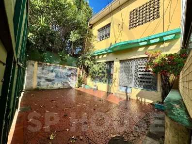 Imóvel Comercial com 4 Quartos para venda ou aluguel, 160m² no Vila Mariana, São Paulo