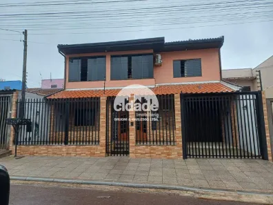 Sobrado com 2 Quartos à venda, 248m² no Santa Felicidade, Cascavel