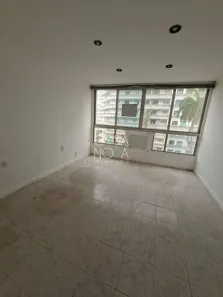 Sala Comercial à venda, 69m² no Gonzaga, Santos