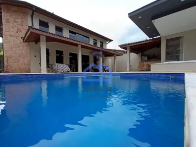 Sobrado com 3 Quartos à venda, 320m² no Sumaré, Caraguatatuba