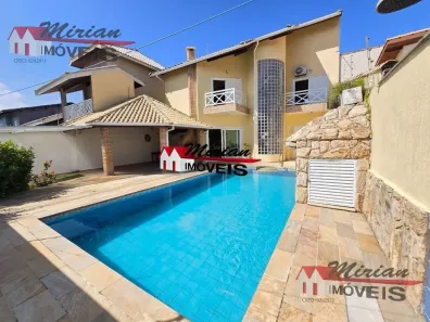 Sobrado com 4 Quartos à venda, 288m² no Jardim Imperador, Peruíbe