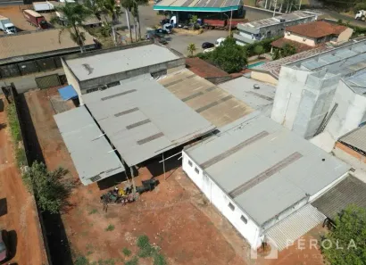 Galpão/Depósito/Armazém para alugar, 900m² no Chácaras Retiro, Goiânia