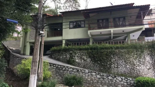 Casa de Condomínio com 4 Quartos à venda, 320m² no Centro, Niterói