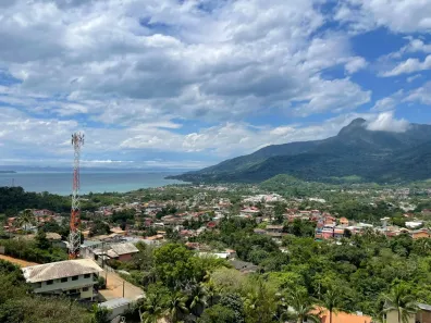 Casa com 2 Quartos para alugar, 170m² no Zabumba, Ilhabela