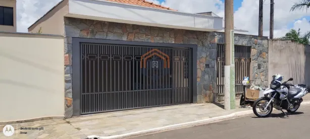 Casa com 3 Quartos à venda, 250m² no Parque Fehr, São Carlos