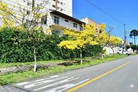Lote/Terreno à venda, 475m² no Santa Cândida, Curitiba