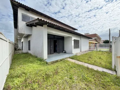 Casa com 5 Quartos à venda, 345m² no Tramandaí, Tramandaí