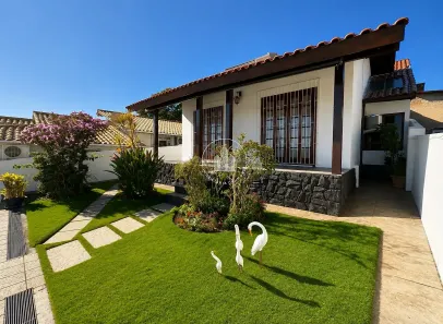 Casa com 4 Quartos à venda, 392m² no Capoeiras, Florianópolis