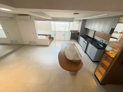 Apartamento com 2 Quartos para alugar, 77m² no Park Lozandes, Goiânia