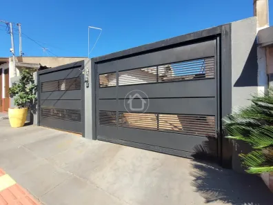 Sobrado com 5 Quartos à venda, 270m² no Residencial Gabura, Campo Grande