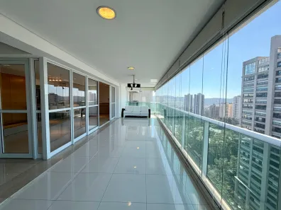 Apartamento com 3 Quartos à venda, 212m² no Alphaville Centro Industrial e Empresarial/Alphaville., Barueri