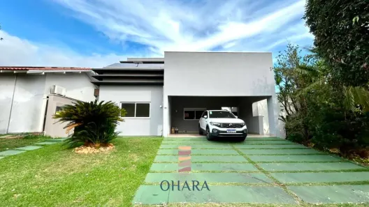 Casa de Condomínio com 4 Quartos para alugar, 220m² no Jardim Itália, Cuiabá