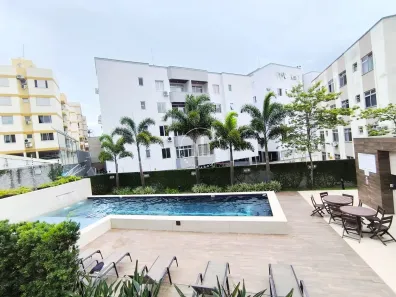 Apartamento com 2 Quartos à venda, 75m² no Capoeiras, Florianópolis