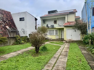 Casa com 6 Quartos à venda, 180m² no Cavalhada, Porto Alegre