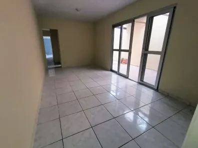 Casa com 2 Quartos à venda, 206m² no Alves Dias, São Bernardo do Campo