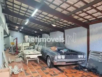 Casa com 5 Quartos à venda, 360m² no Floresta, Belo Horizonte
