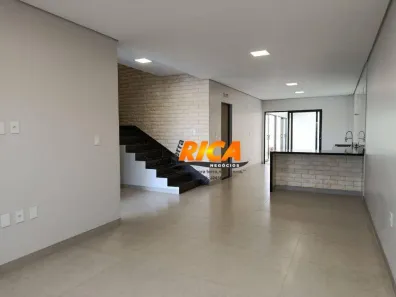Sobrado com 3 Quartos à venda, 174m² no Rio Madeira, Porto Velho