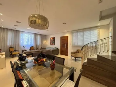 Casa com 3 Quartos à venda, 200m² no Ponta da Praia, Santos
