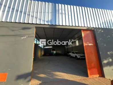 Galpão/Depósito/Armazém para alugar, 300m² no Esplanada, Montes Claros