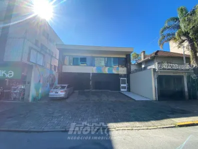 Sala Comercial para alugar, 106m² no Centro, Caxias do Sul