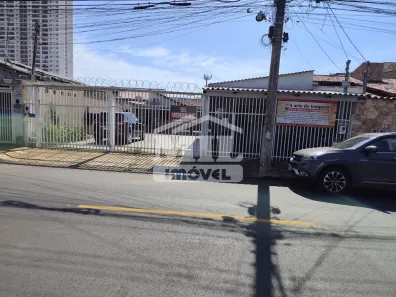 Fazenda/Sítio com 3 Quartos à venda, 390m² no Setor Coimbra, Goiânia