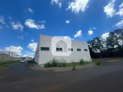 Galpão/Depósito/Armazém para alugar, 1586m² no Santa Mônica, Uberlândia