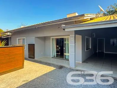 Casa com 3 Quartos à venda, 235m² no Iririú, Joinville