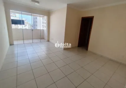 Apartamento com 3 Quartos para alugar, 90m² no Patrimônio, Uberlândia