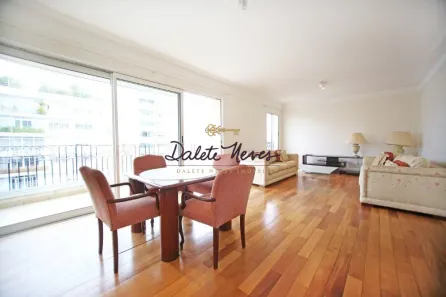 Apartamento com 3 Quartos à venda, 204m² no Cerqueira César, São Paulo
