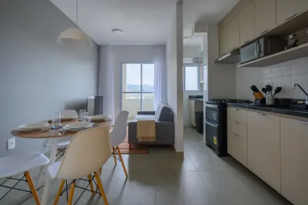 Apartamento com 2 Quartos para alugar, 48m² no Partenon, Porto Alegre