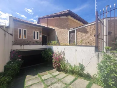 Sobrado com 5 Quartos à venda, 300m² no Jardim Boa Vista, Pindamonhangaba
