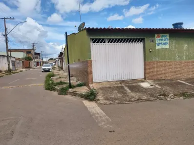 Casa com 3 Quartos à venda, 150m² no Santa Maria, Brasília