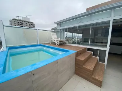 Casa com 3 Quartos à venda, 220m² no Canto, Florianópolis
