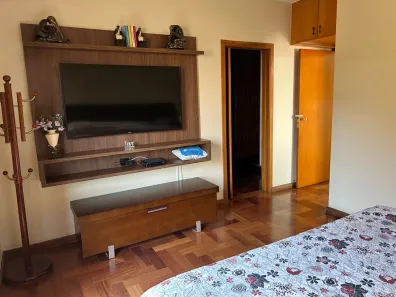 Casa com 3 Quartos à venda, 300m² no Bosque da Saúde, São Paulo