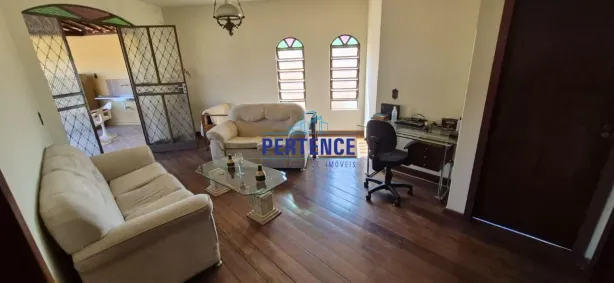 Casa com 4 Quartos à venda, 185m² no Floresta, Belo Horizonte