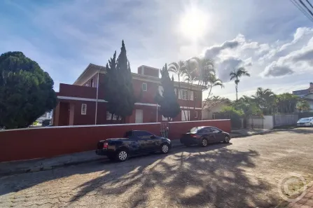 Ponto Comercial para alugar, 398m² no Bom Abrigo, Florianópolis
