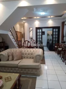 Casa com 3 Quartos à venda, 257m² no Vila Augusta, Guarulhos