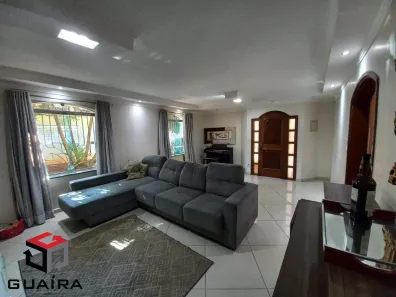 Sobrado com 5 Quartos à venda, 327m² no Vila Pires, Santo André