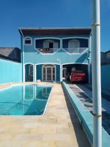 Casa com 3 Quartos para alugar, 221m² no Parque São Luís, Taubaté