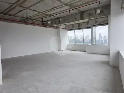 Sala Comercial com 1 Quarto para alugar, 106m² no Várzea de Baixo, São Paulo